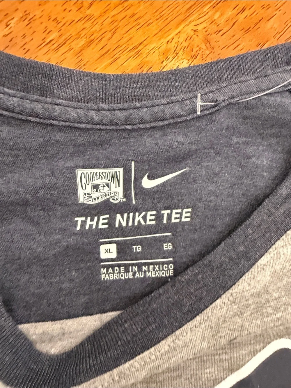Nike Grey and Navy Chicago White Sox Raglan Tee xl cooperstown collection